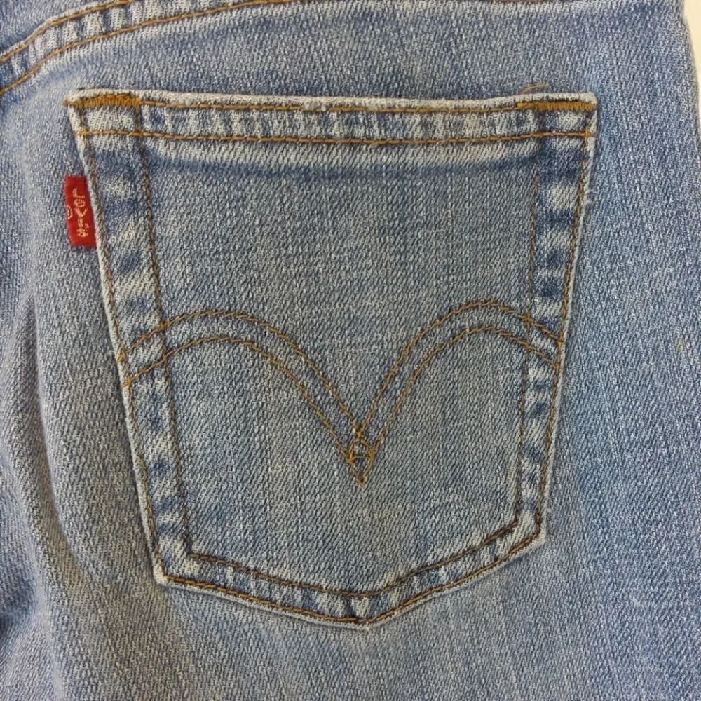 Levi's 515 five pocket boot cut jeans - Picture 8 of 11